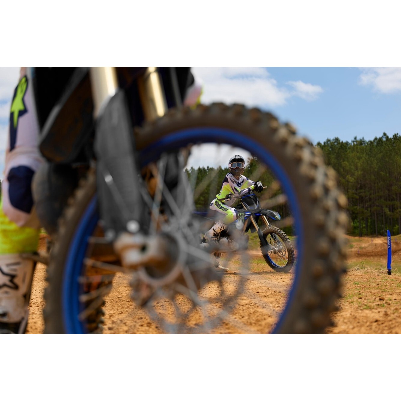 Yamaha | Crossmotor YZ250 2027 Monster Energy Edition